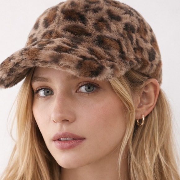 Boutique Accessories - Fuzzy Leopard Print Baseball Cap